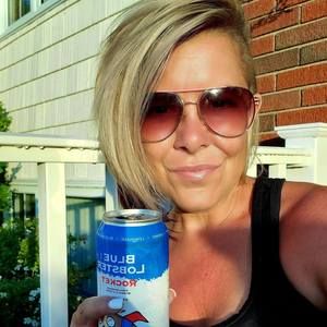 Meet your Posher, Holly